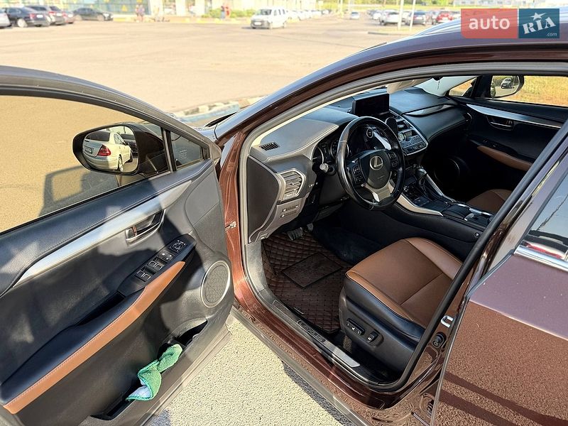 Внедорожник / Кроссовер Lexus NX 2017 в Кривом Роге