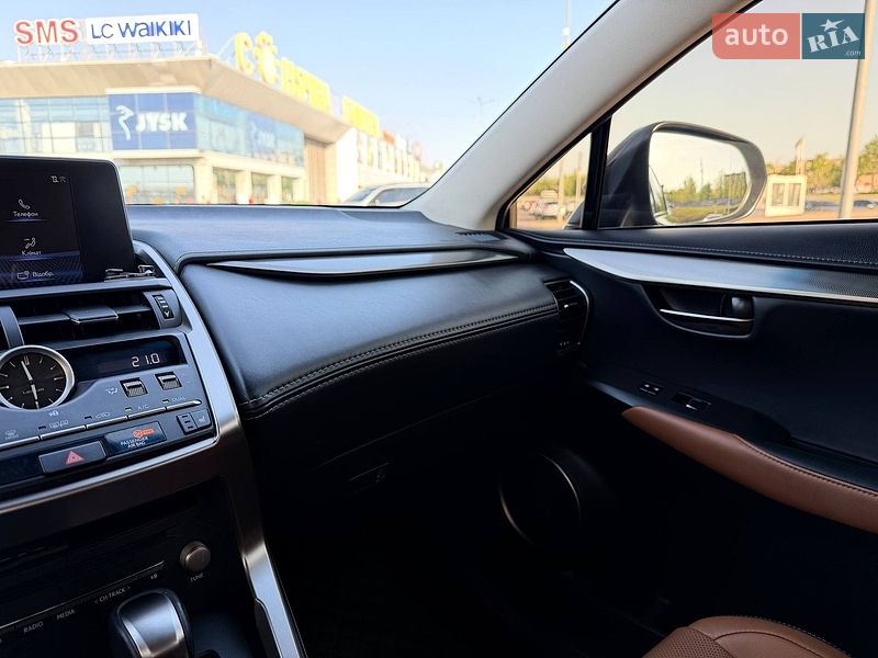 Внедорожник / Кроссовер Lexus NX 2017 в Кривом Роге