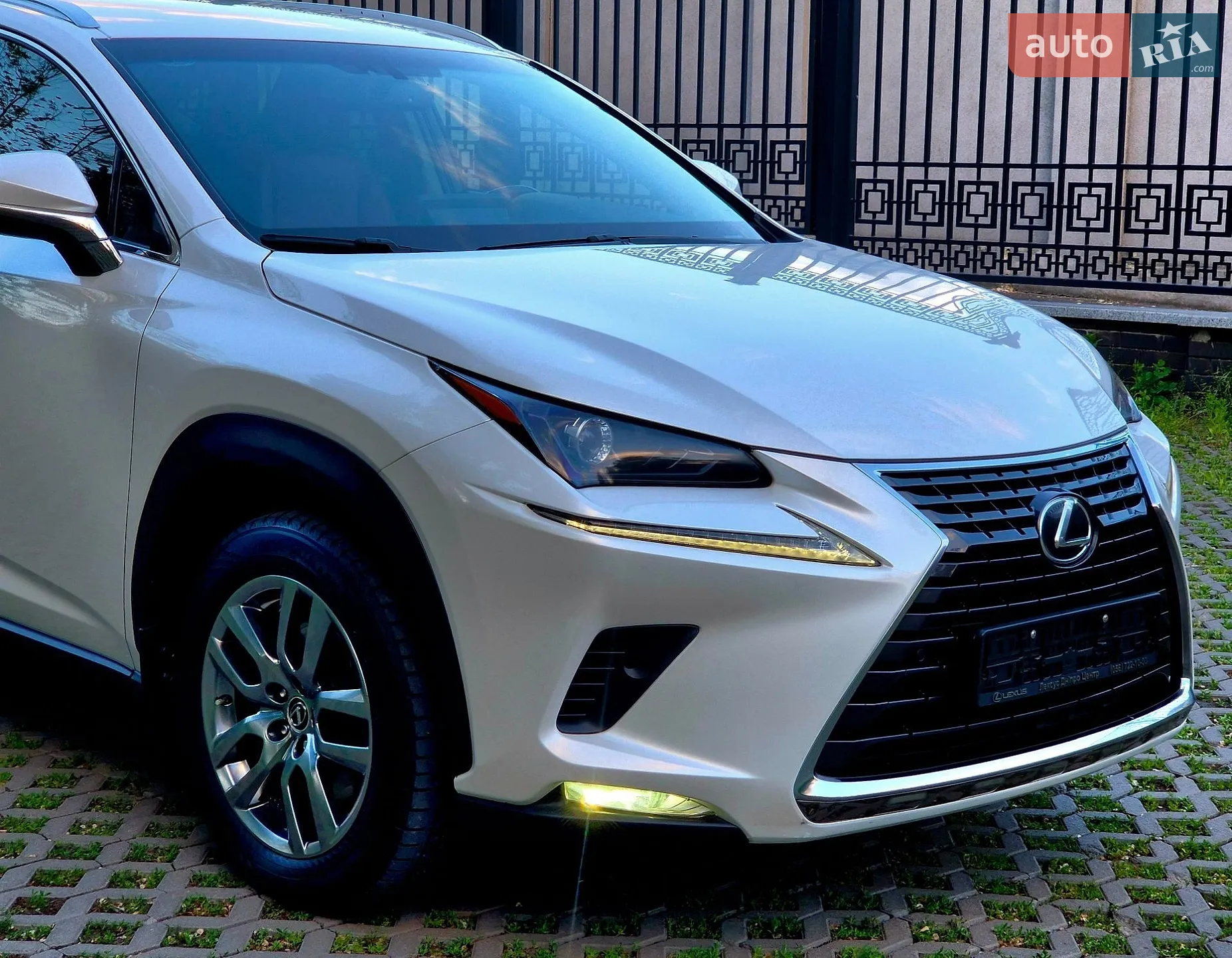 2017 Lexus NX - мініатюра 13