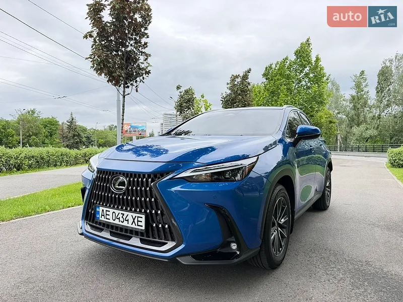 Lexus NX 2022