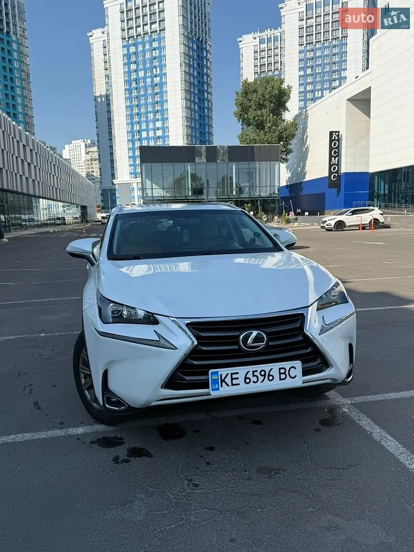 2017 Lexus NX - фото 1