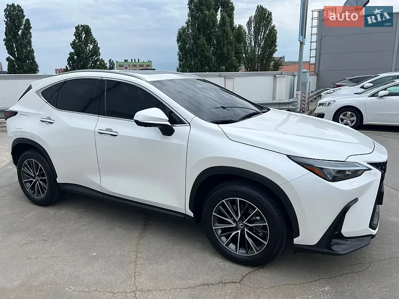 Lexus NX