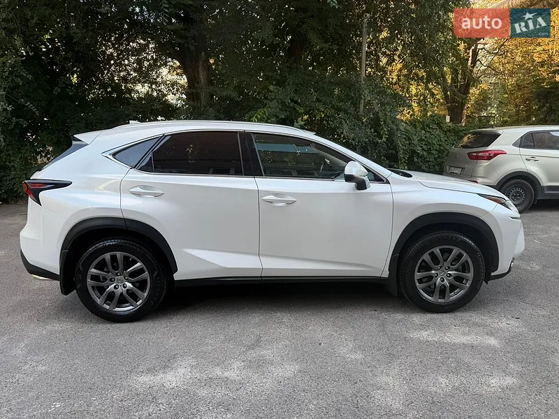 Lexus NX