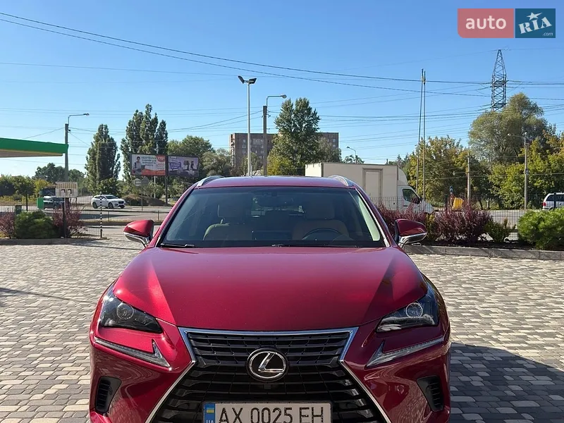 Lexus NX 2017