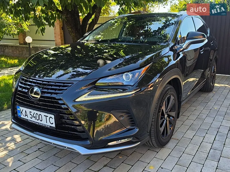 Lexus NX 2020