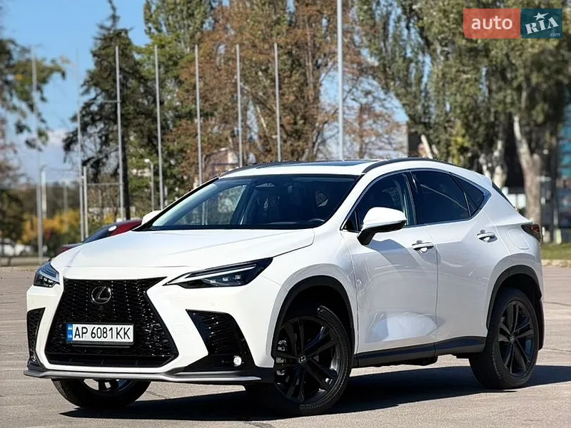 Lexus NX 2023