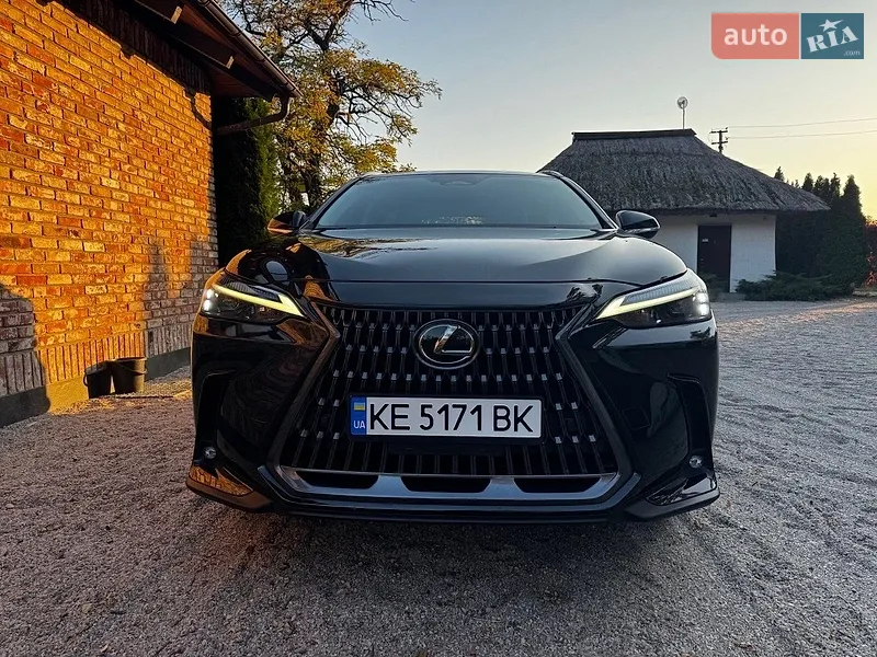 Lexus NX