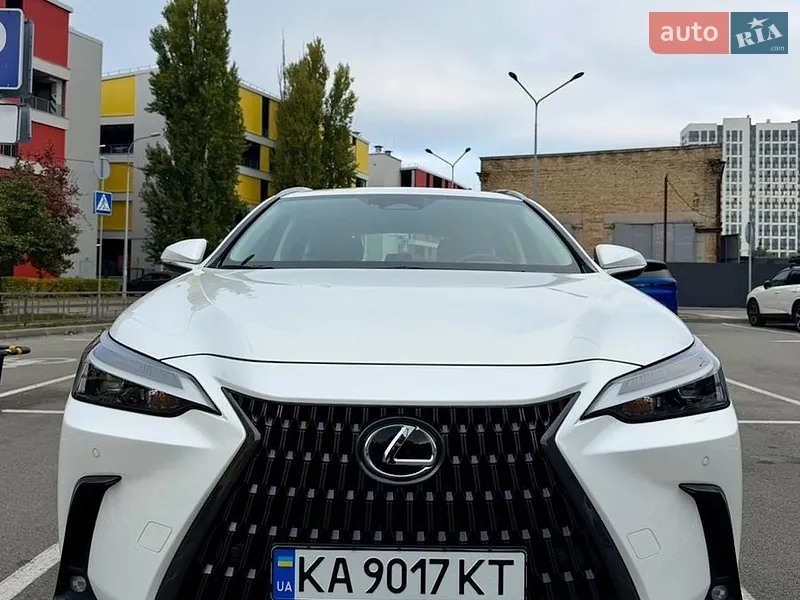 Lexus NX