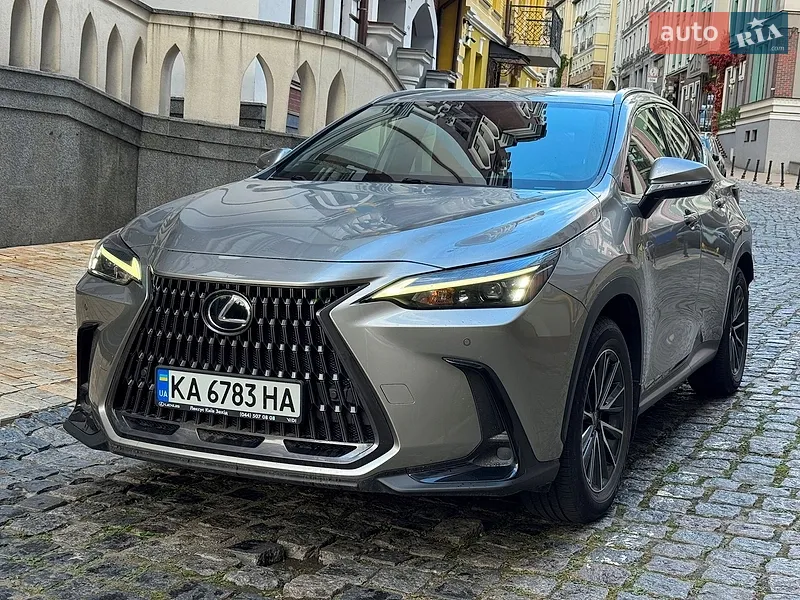 Lexus NX