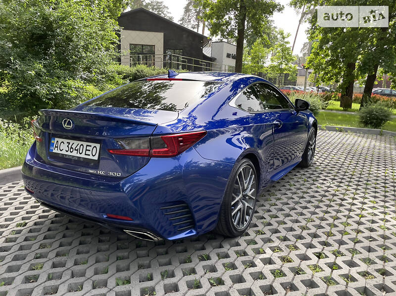 Купе Lexus RC 2018 в Буче