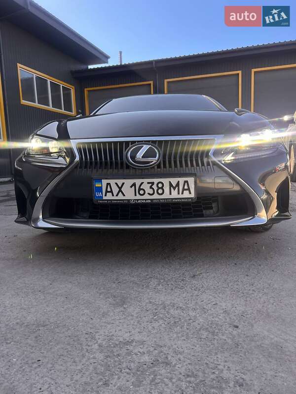 Купе Lexus RC 2015 в Киеве