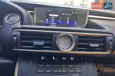 Купе Lexus RC 2015 в 