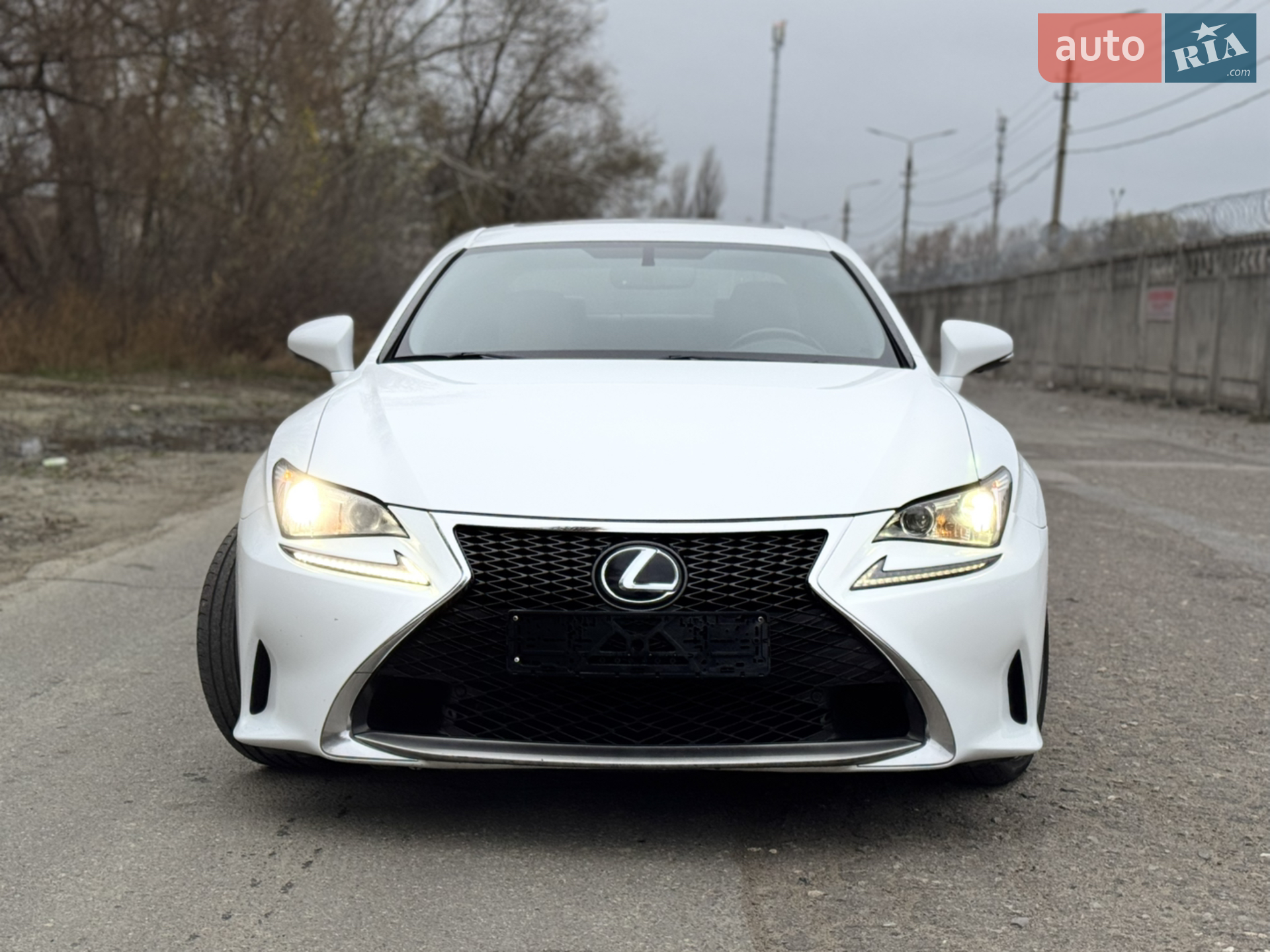 2017 Lexus RC - мініатюра 2