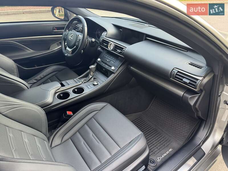 Купе Lexus RC 2017 в Умани