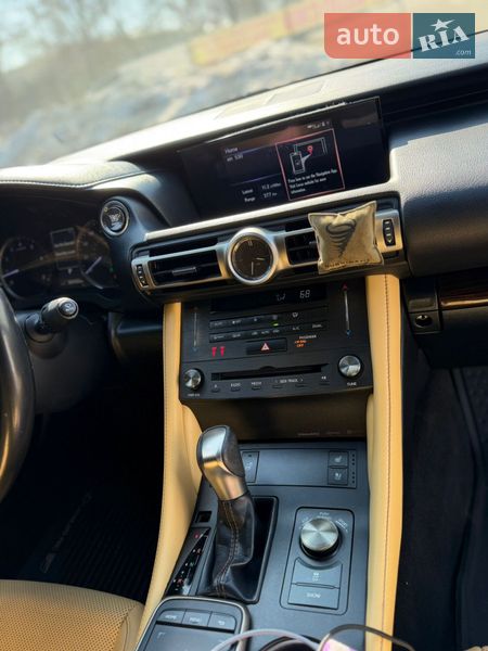 Купе Lexus RC 2019 в Ізмаїлі