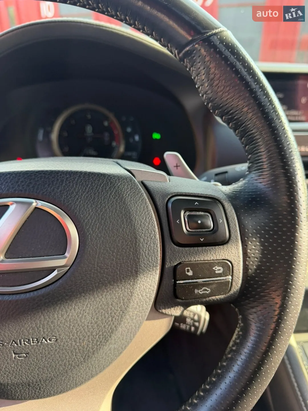 2016 Lexus RC - мініатюра 16