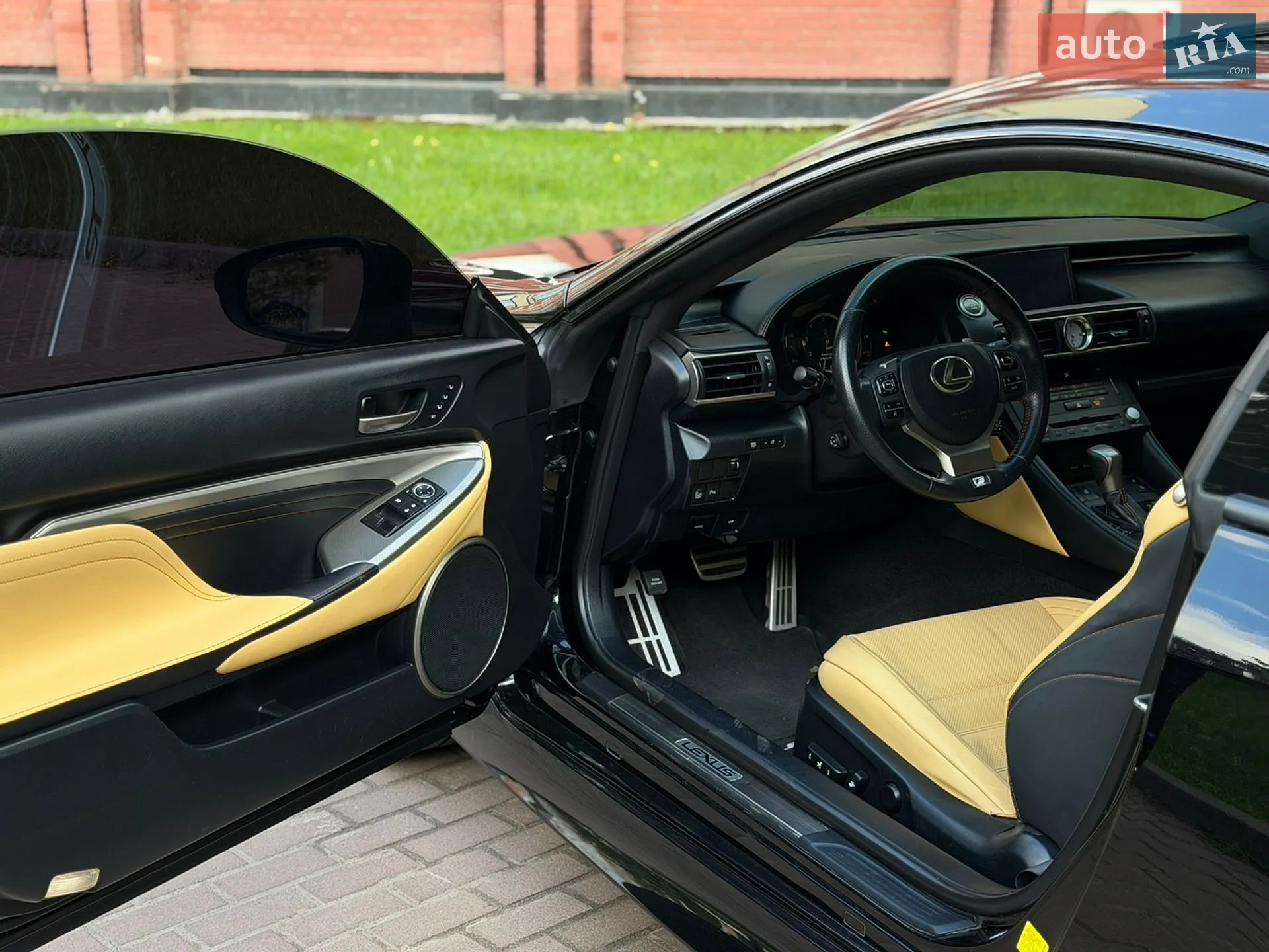2015 Lexus RC - мініатюра 16