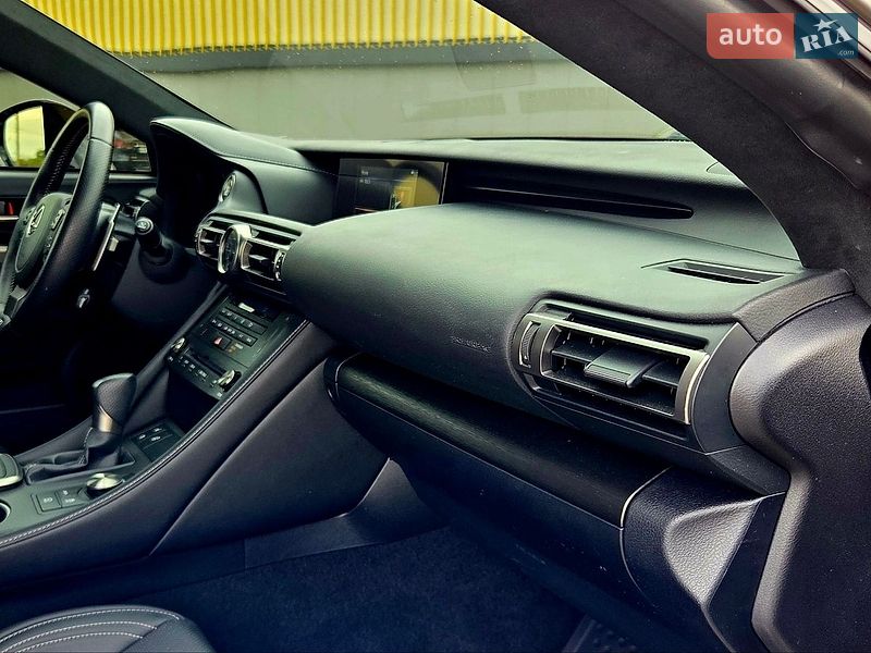 Купе Lexus RC 2022 в Києві