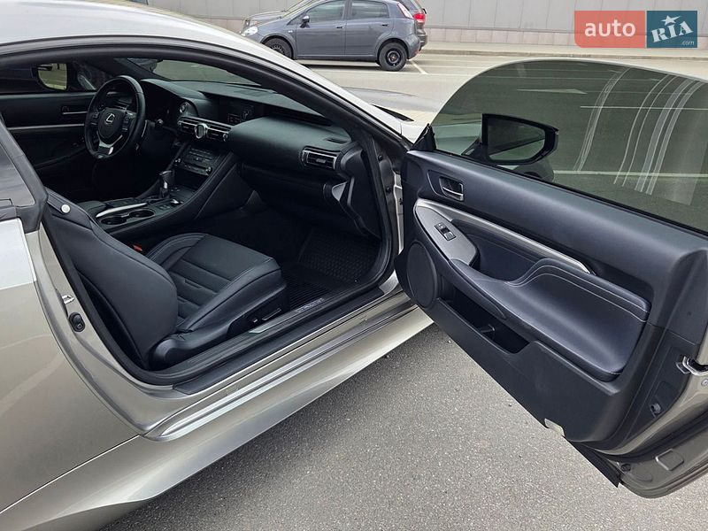 Купе Lexus RC 2022 в Києві