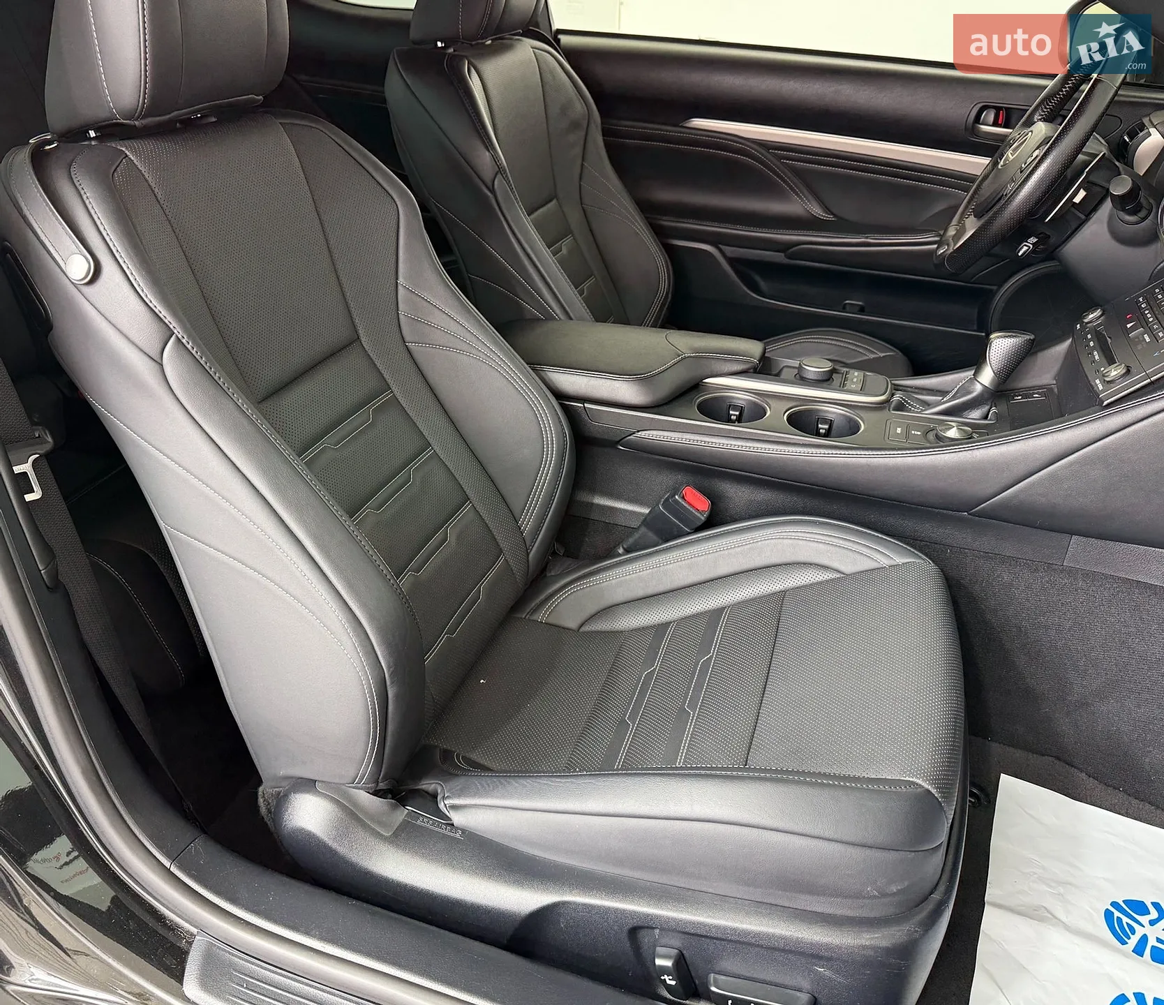 2016 Lexus RC - мініатюра 9