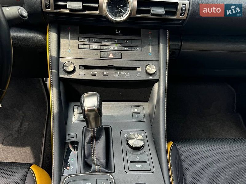 Купе Lexus RC 2018 в Тернополі фото 34 Купе Lexus RC 2018 в Тернополі