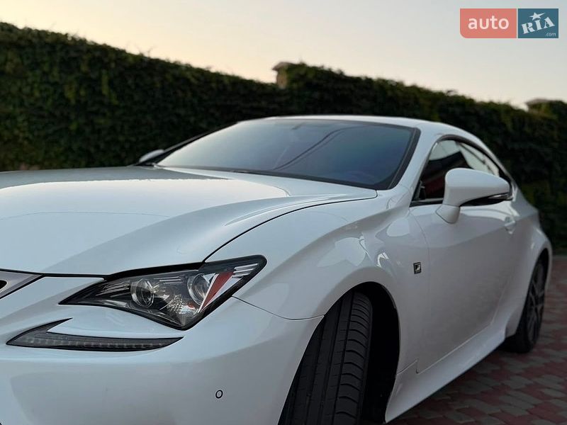 Купе Lexus RC 2017 в Черновцах