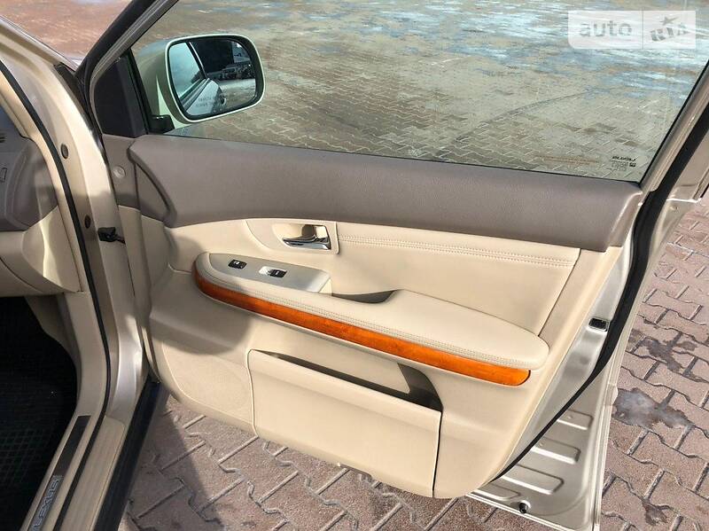 Позашляховик / Кросовер Lexus RX 2006 в Житомирі