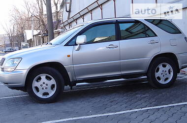 Внедорожник / Кроссовер Lexus RX 2002 в Одессе