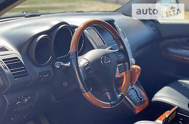 Позашляховик / Кросовер Lexus RX 2007 в 