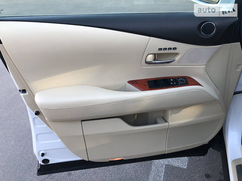Позашляховик / Кросовер Lexus RX 2010 в Житомирі