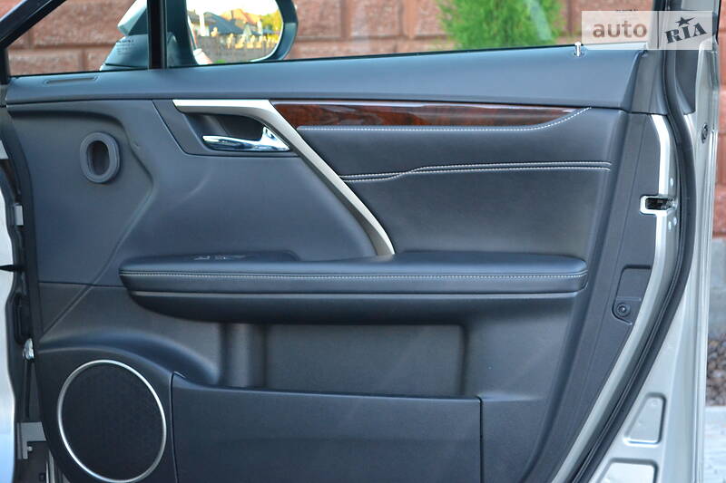 Позашляховик / Кросовер Lexus RX 2018 в Рівному фото 29 Позашляховик / Кросовер Lexus RX 2018 в Рівному