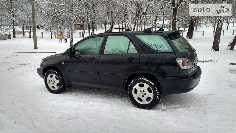 Внедорожник / Кроссовер Lexus RX 2002 в Ровно