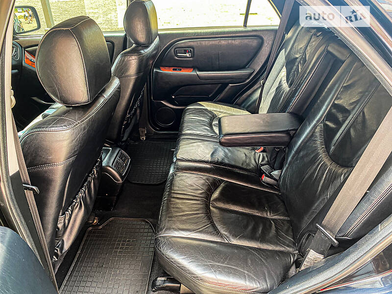 Универсал Lexus RX 2002 в Вараше фото 19 Универсал Lexus RX 2002 в Вараше
