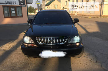 Внедорожник / Кроссовер Lexus RX 2002 в Черновцах