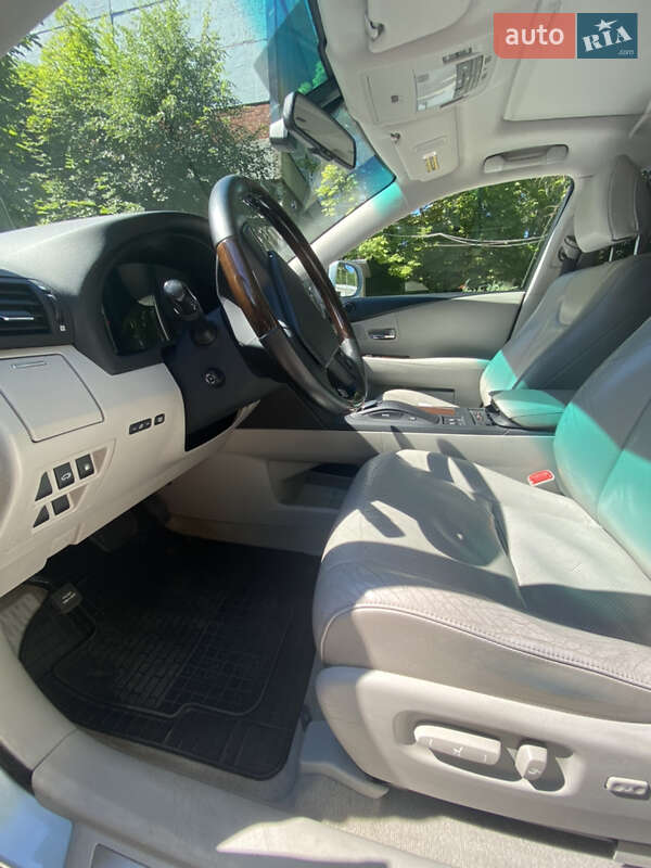 Внедорожник / Кроссовер Lexus RX 2010 в Днепре