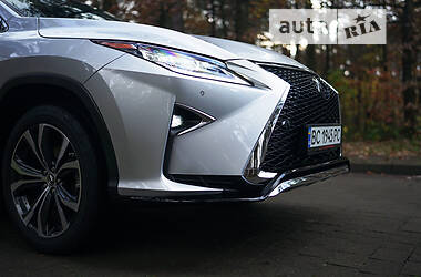 Позашляховик / Кросовер Lexus RX 2018 в Львові