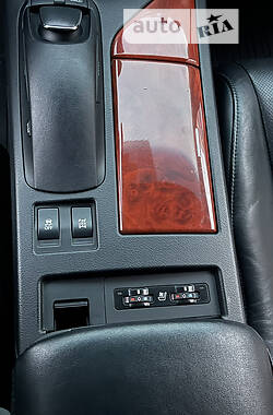 Внедорожник / Кроссовер Lexus RX 2011 в 