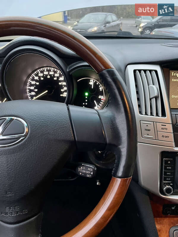 Позашляховик / Кросовер Lexus RX 2004 в Полтаві