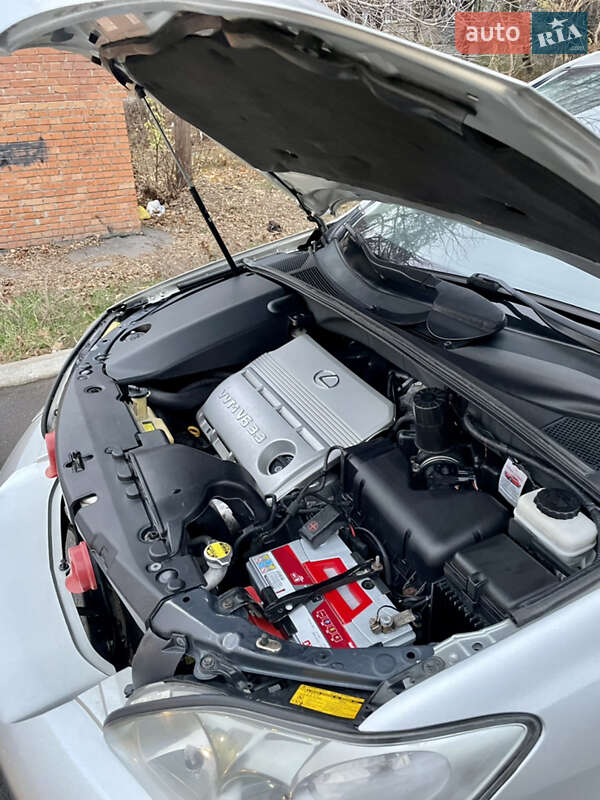 Позашляховик / Кросовер Lexus RX 2004 в Полтаві