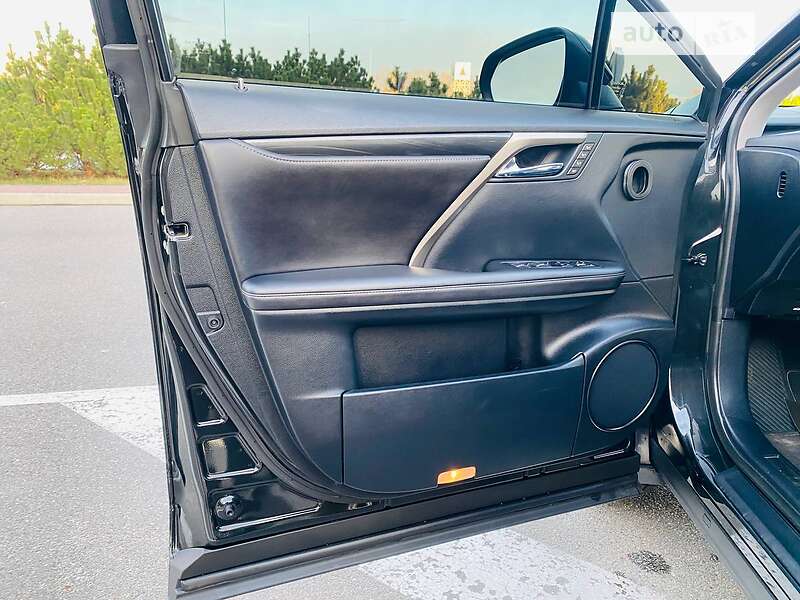 Внедорожник / Кроссовер Lexus RX 2018 в Киеве