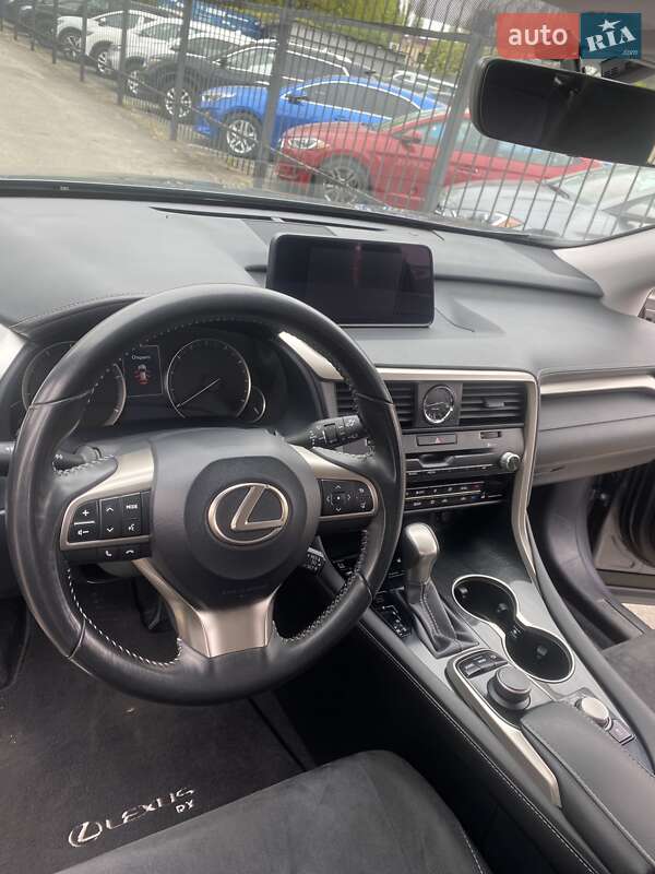Внедорожник / Кроссовер Lexus RX 2018 в Киеве