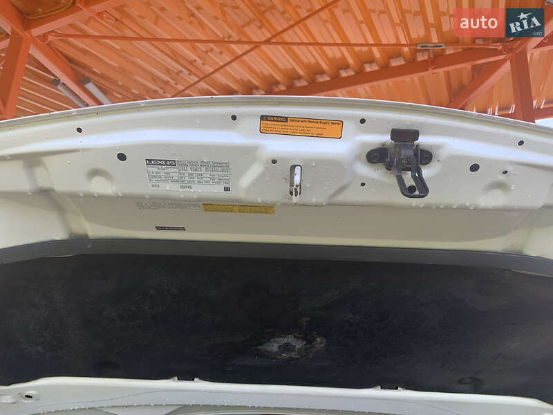 Внедорожник / Кроссовер Lexus RX 2010 в Харькове