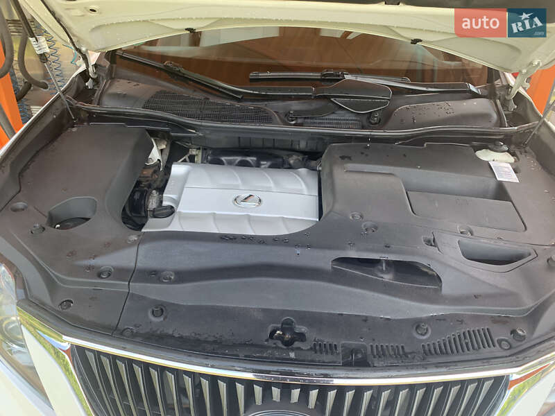 Внедорожник / Кроссовер Lexus RX 2010 в Харькове