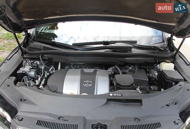 Позашляховик / Кросовер Lexus RX 2017 в Києві