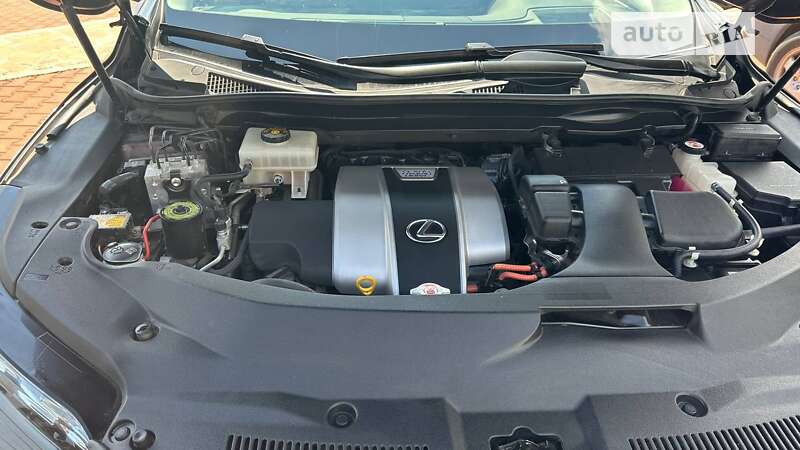 Позашляховик / Кросовер Lexus RX 2017 в Чернівцях