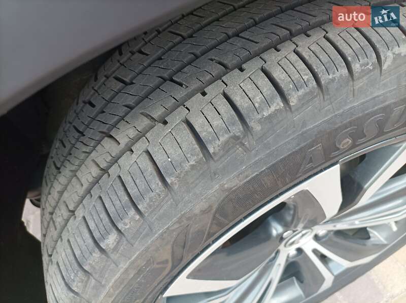 Внедорожник / Кроссовер Lexus RX 2018 в Липовце