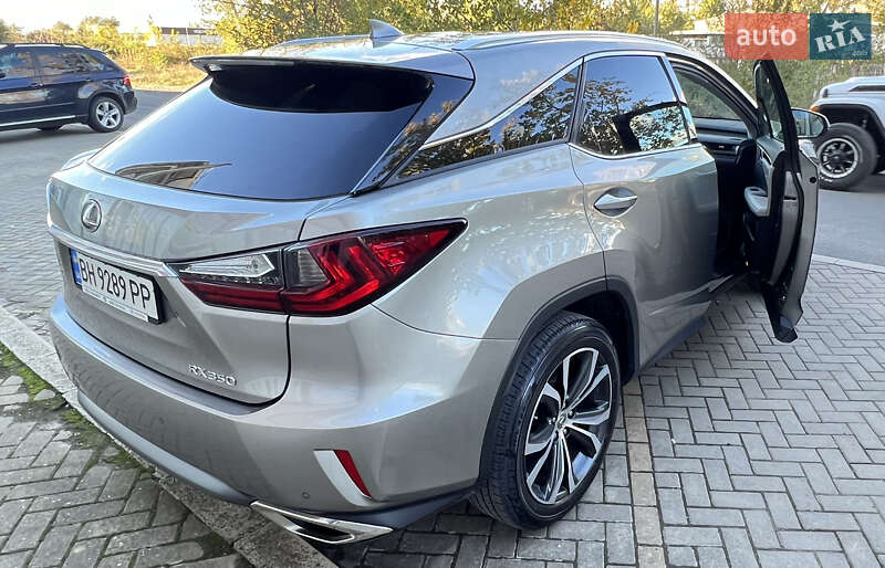 Внедорожник / Кроссовер Lexus RX 2018 в Одессе