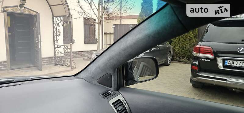 Позашляховик / Кросовер Lexus RX 2005 в Києві