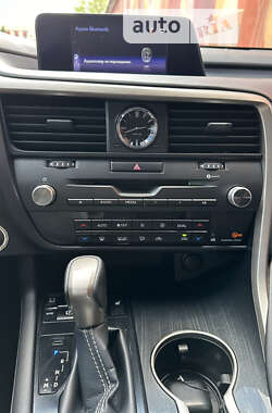 Позашляховик / Кросовер Lexus RX 2018 в Дніпрі