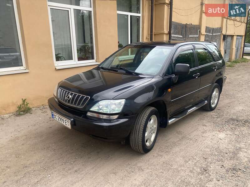 Внедорожник / Кроссовер Lexus RX 2002 в Львове